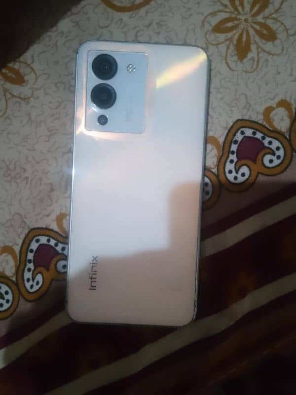 emergency sale Infinix note 12 with box All okay any no fault 0