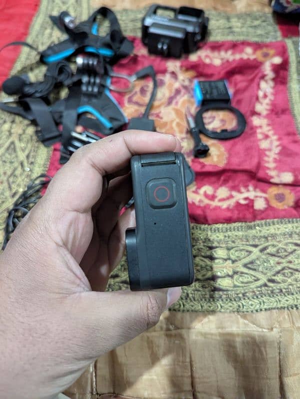 GoPro Hero 11 10/10 condition- 3