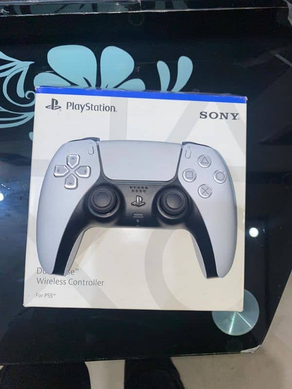 ps5 controller slightly used only one month all ok 10/10 0