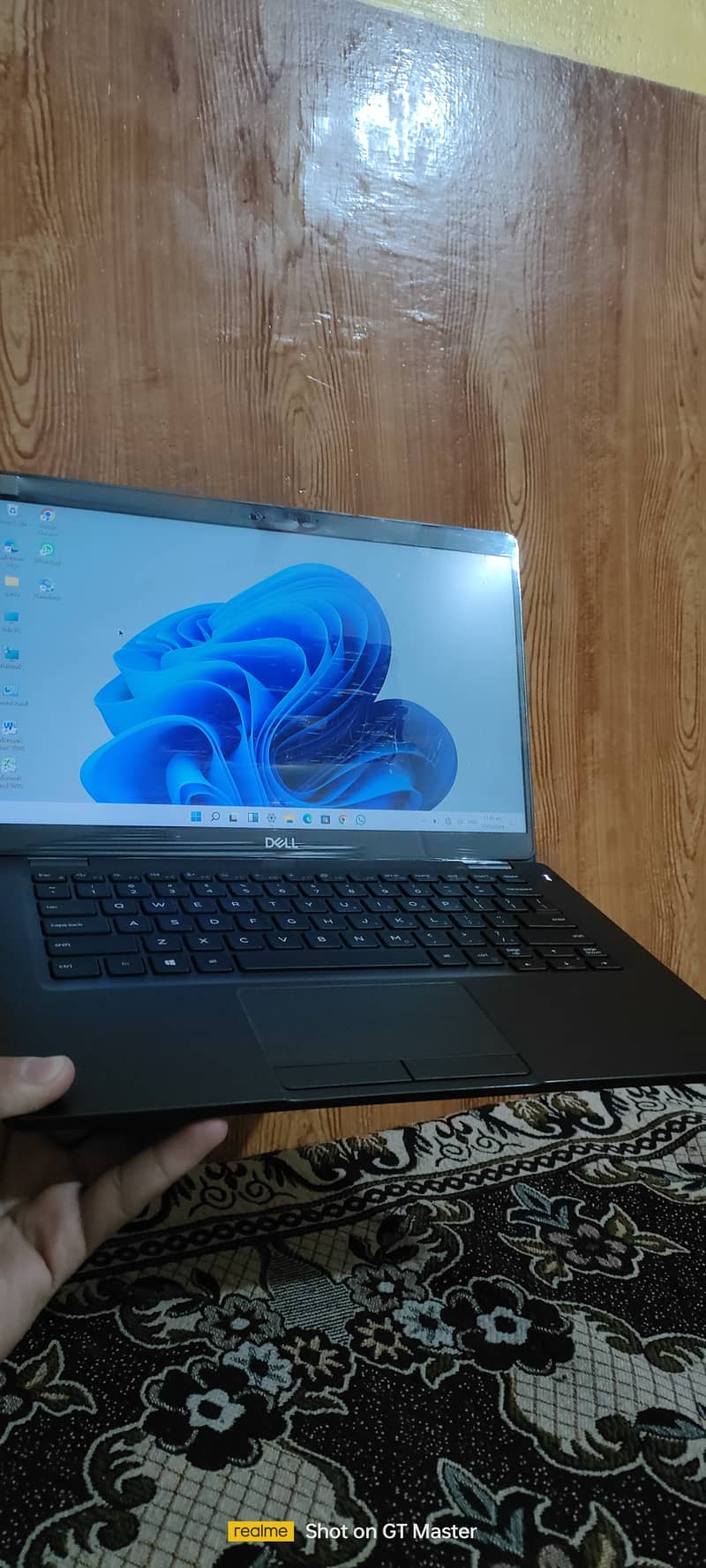 DELL LATITUDE 5300 0