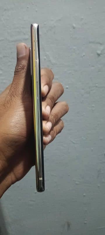 One Plus 8 Dual Sim 5