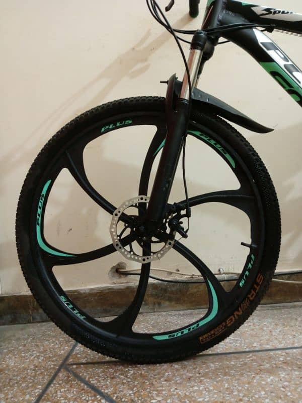 26 INCH IMPORTED GEAR CYCLE 3 MONTH USED URGENT SALE 03265153155 15