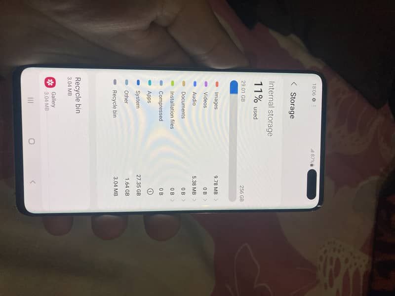 Samung S10 plus 5G … 8/256gb . . pta 1