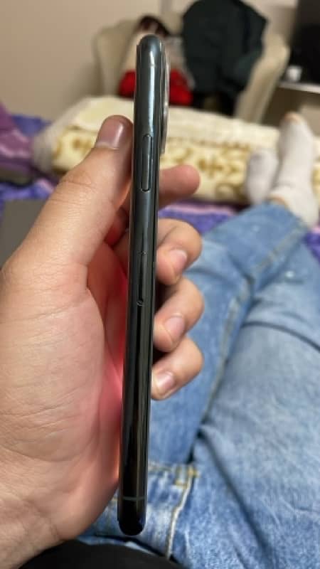 Iphone 11 pro max PTA Approved 256 GB 2