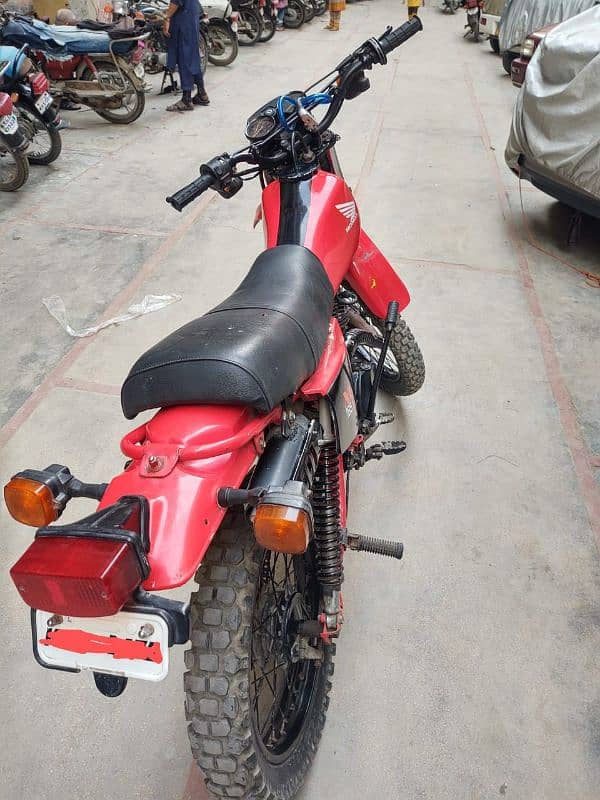 Honda xl 185cc 6