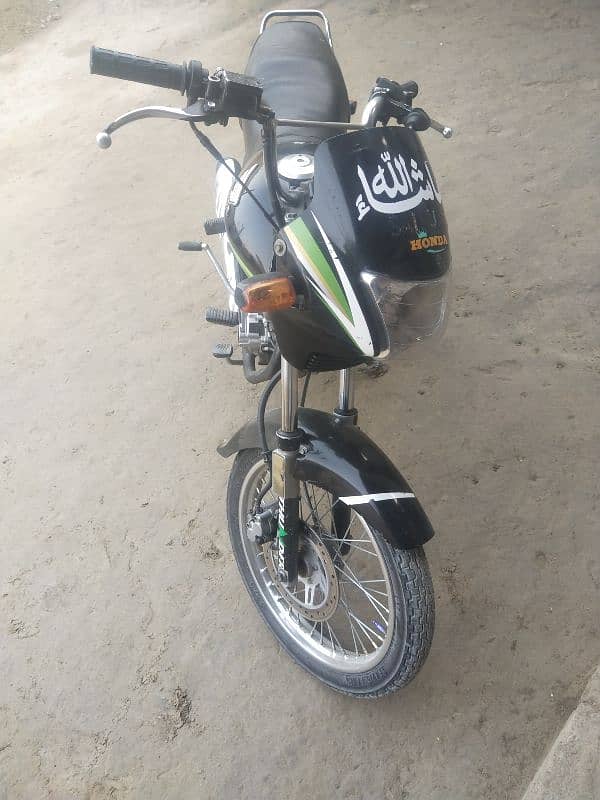 deluxe 125model 2011nowshera Nombar 4