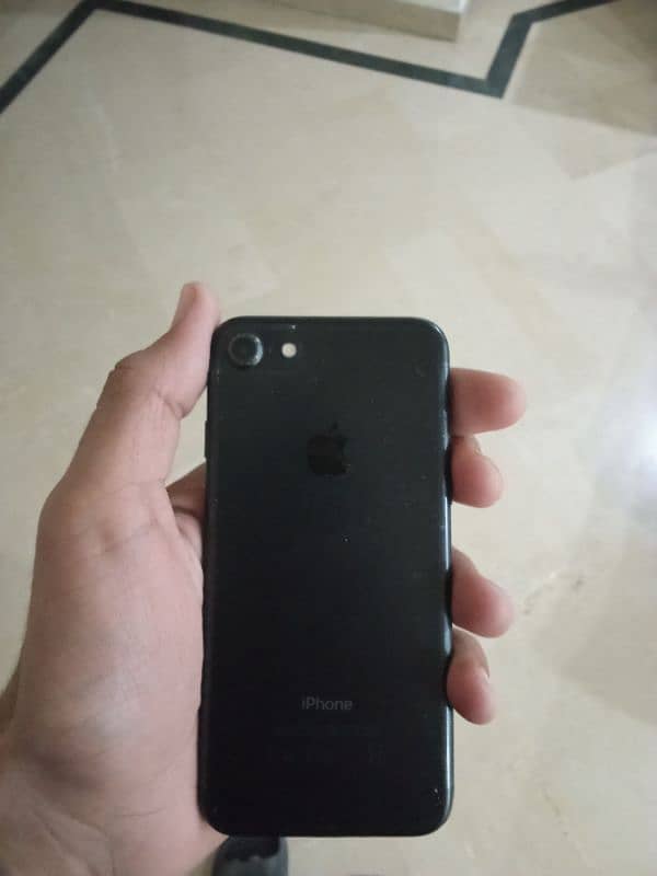 Iphone 7 32gb pta approved 5