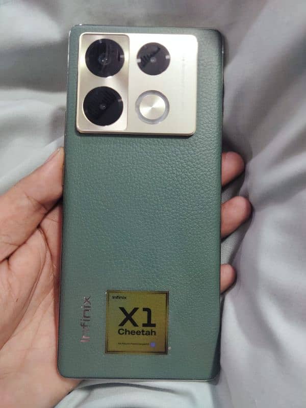 Infinix Note40 pro 12/256 box charger 0