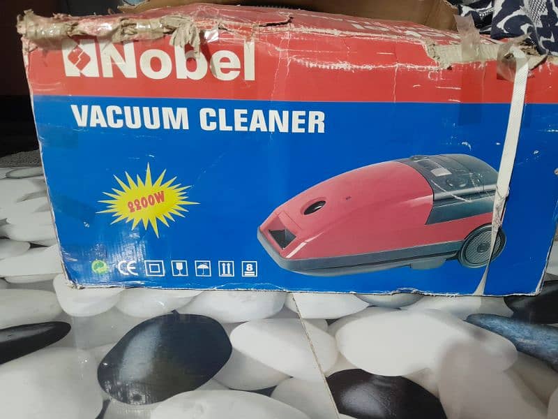 Nobel vacuum cleaner box packed not used 1