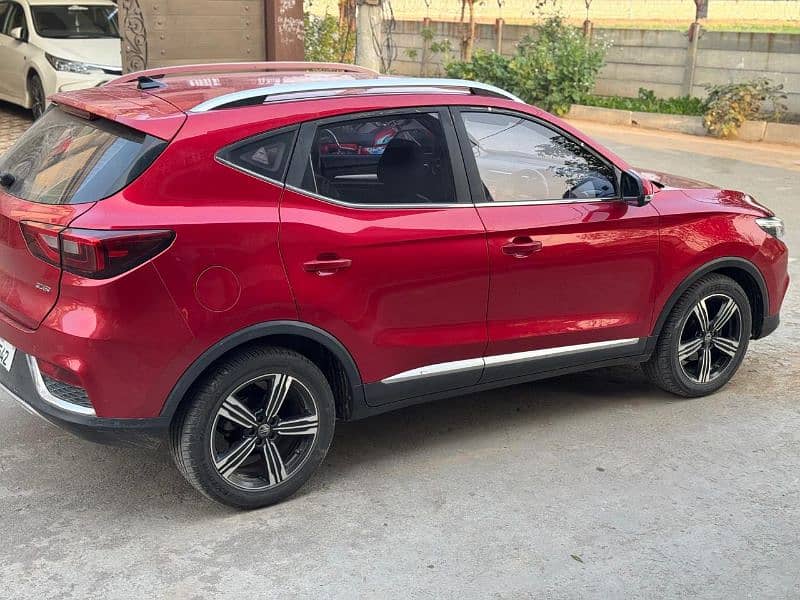 MG ZS 2021 1