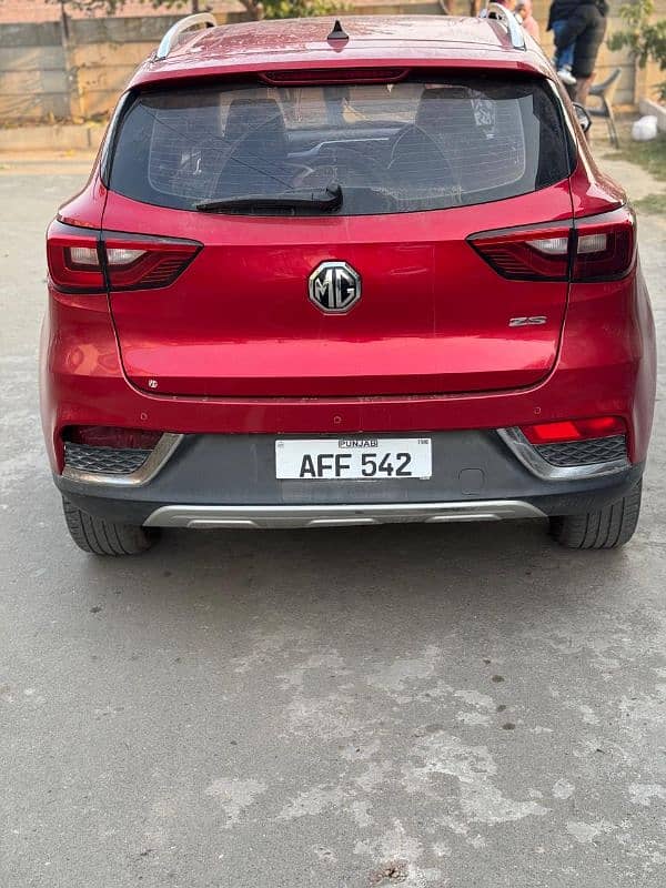 MG ZS 2021 3