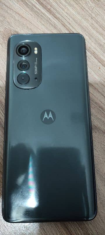 Motorola edge 2022 3