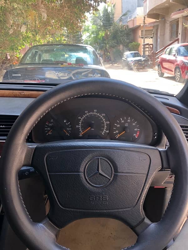 Mercedes C 180 2003 import 7