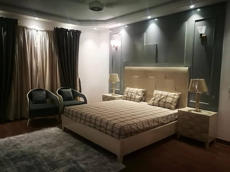 LOOKING FOR 1 KANAL FULL BEAUTIFUL HOUSE AVAILABLE FOR RENT IN WAPDA TOWN 1