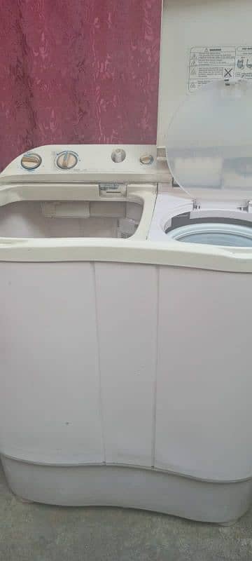 Selling washing machine and dryer 0