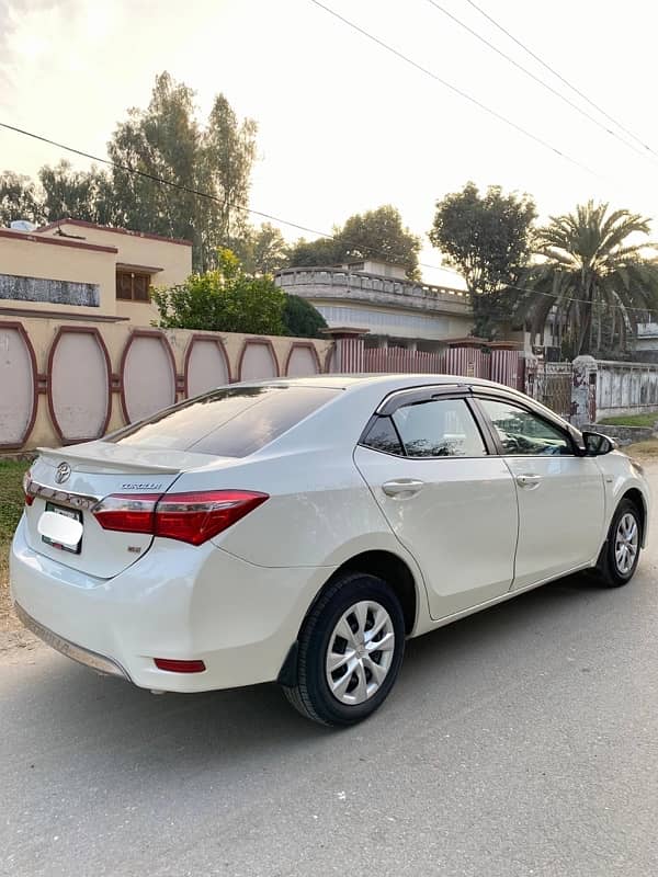 Toyota Corolla GLI 2015 1