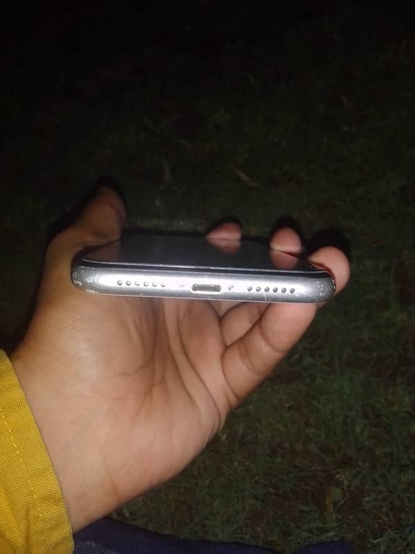 IPhone 11 128GB Non PTA Jv 0