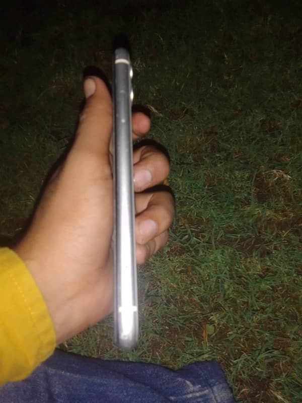 IPhone 11 128GB Non PTA Jv 2