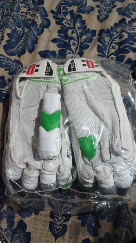 Gray nicolls gloves available 0