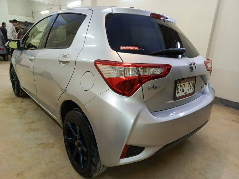 Toyota Vitz 2017 10