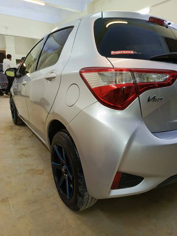 Toyota Vitz 2017 11