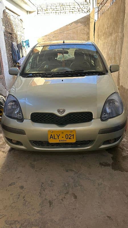 Toyota Vitz 2002 11