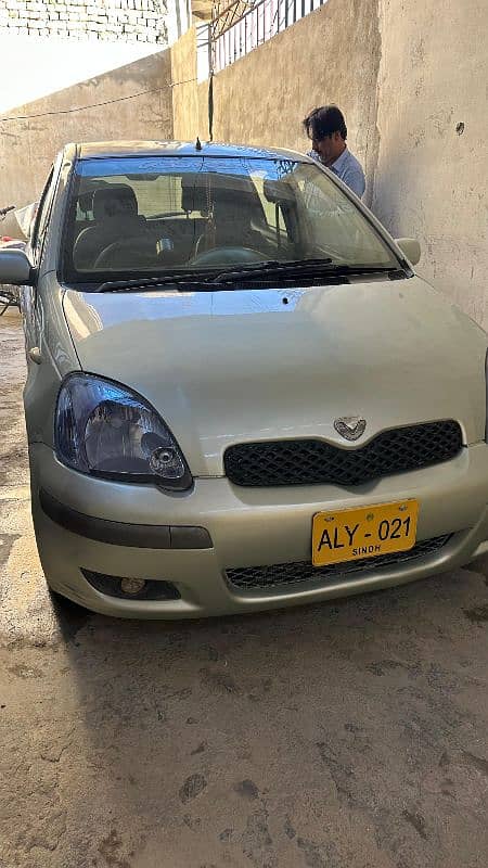 Toyota Vitz 2002 12