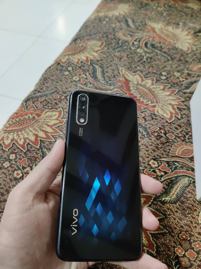 Vivo S1 128gb / 6gb ram 1