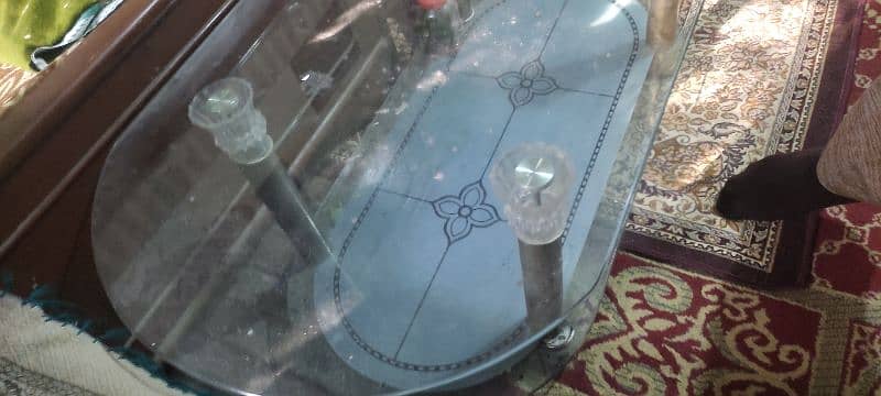 glass table 0