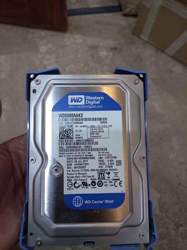 500 GB Western Digital HDD 0