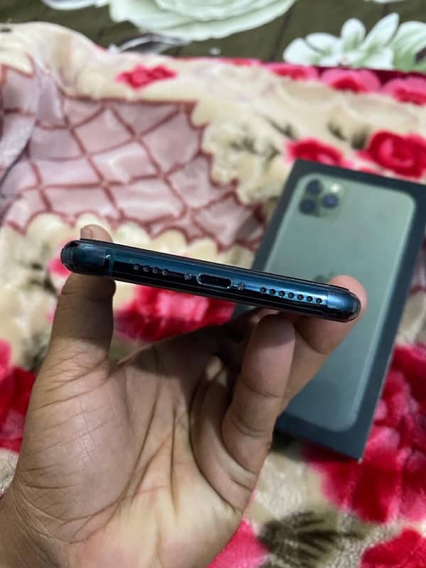 IPhone 11 Pro Max PTA Aproved 256GB 1