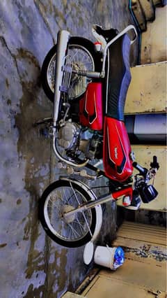 HONDA 125 2005 MODEL