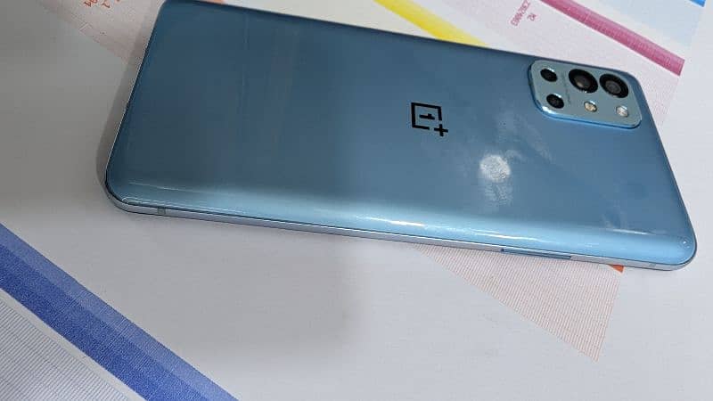 OnePlus 9r 8/128  approved all okay piece just Lin in display exchange 3