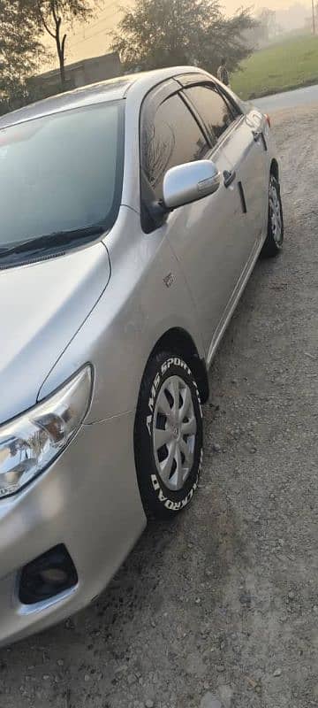 Toyota Corolla GLI 2011 10