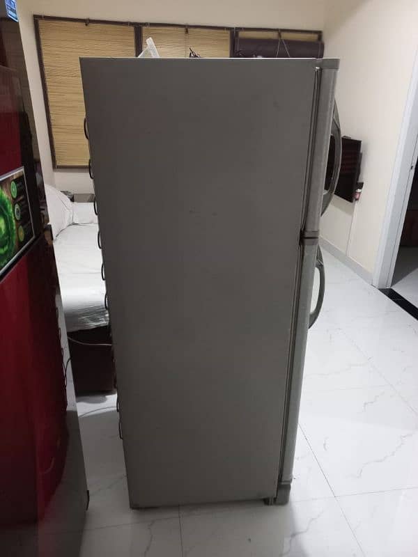 Singer Refrigerator 2 Door 1