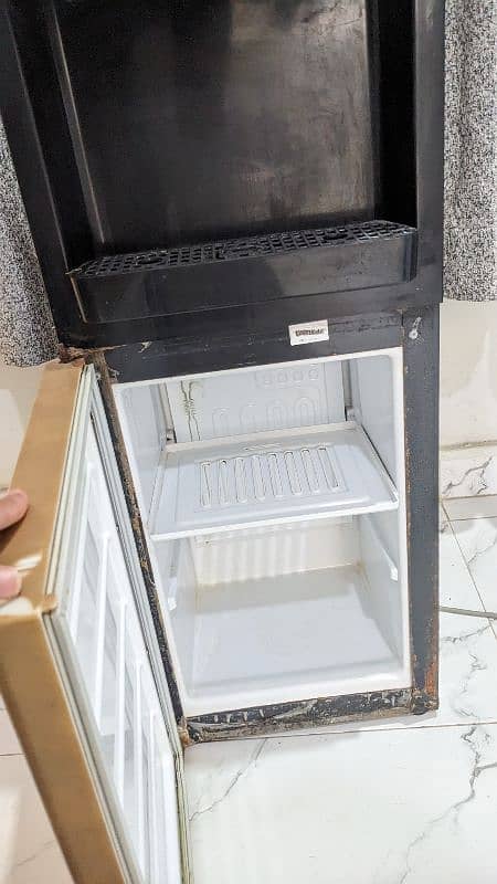 water dispenser & refrigerator 3