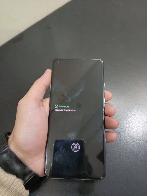 Oneplus 9R 1