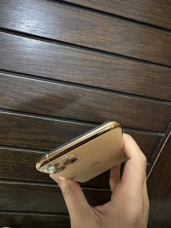 iphone 11 Pro Max PTA Approved 1