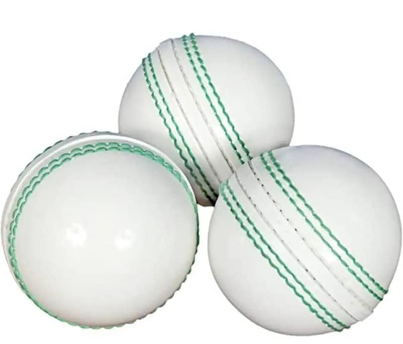 Bat,ball and wickets for sale. Only home delivery. 4