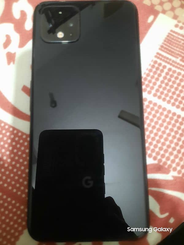 Pixel 4 black 4\64 minor dot 7