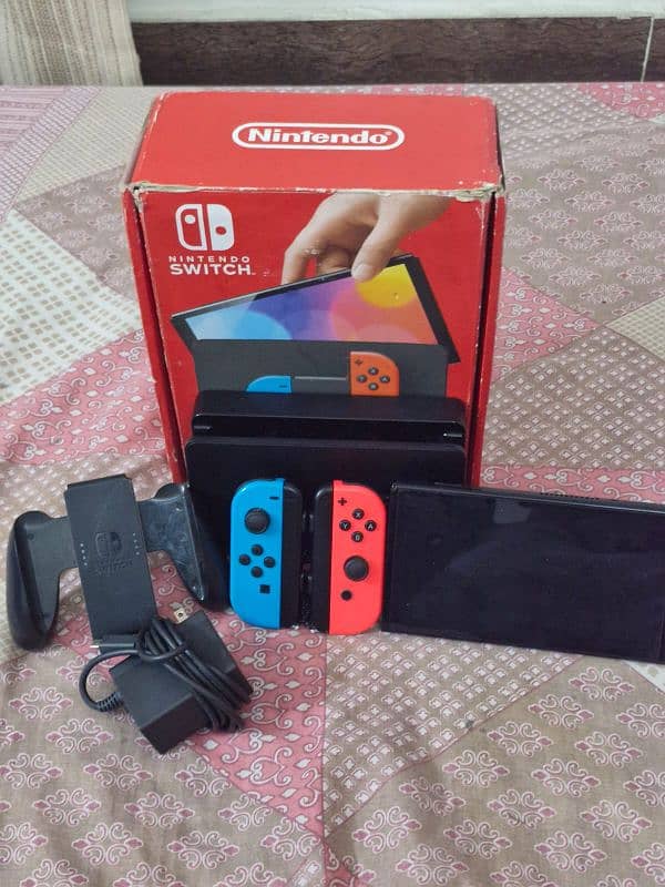 Nintendo Switch OLED 1