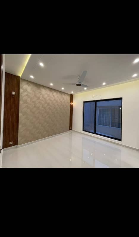 Lower Lock upar portion available for rent 4