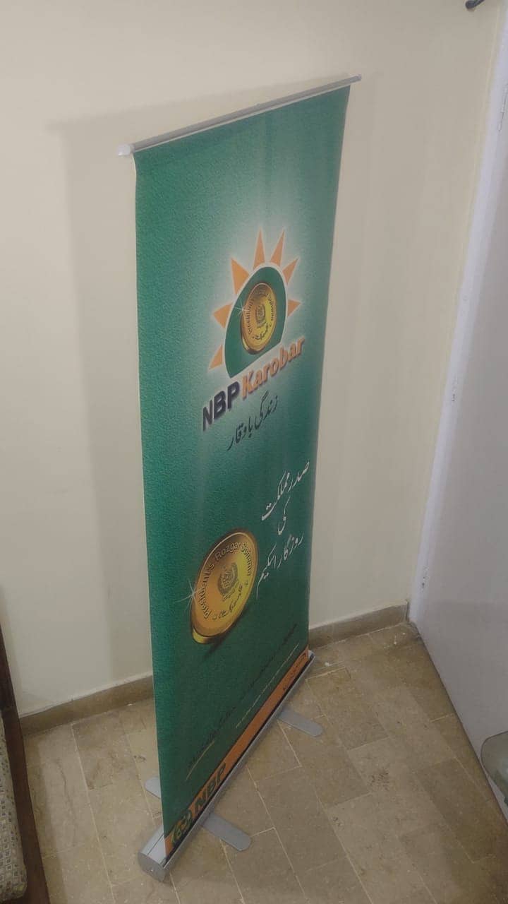 Roll-up Standee/ Banner 0