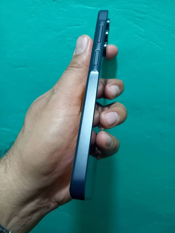 Galaxy A15 Dark Blue in lush condition with Box and in Warranty 4