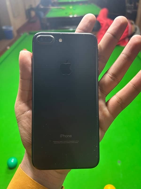 I phone 7 plus 128 Gb pta approved contact 03017042124 1