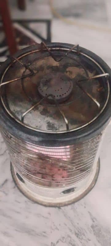 gas heater with stove 2in 1 ۔ best condition urgent sale 2