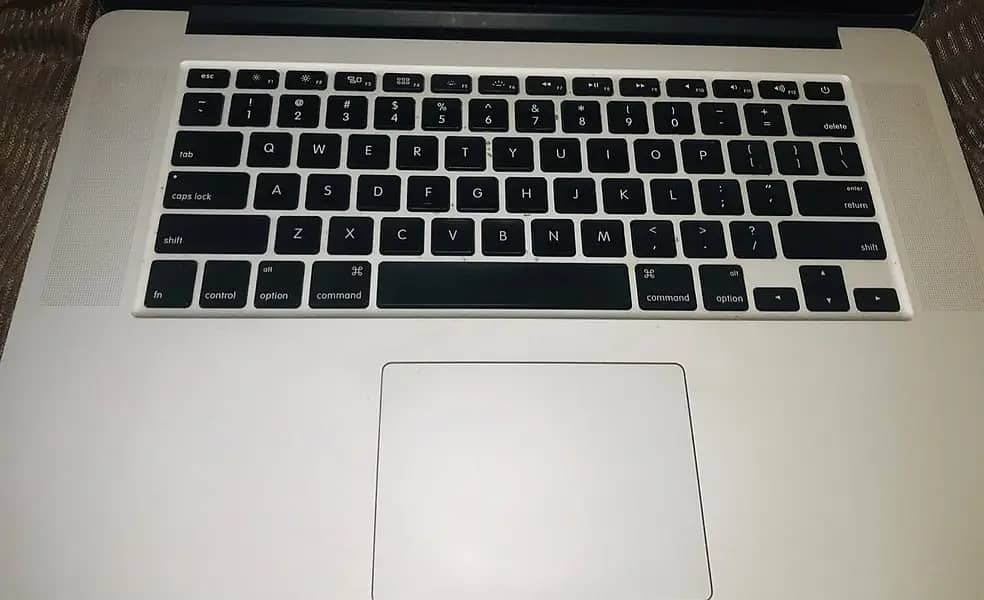 MacBook Pro (15-inch, Mid 2015) with Graphics Card 2