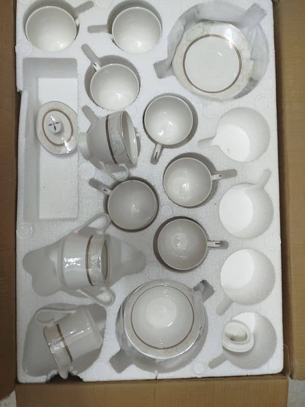 8 person dinner set 10