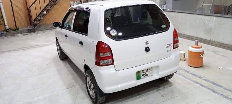 Suzuki Alto 2011 1