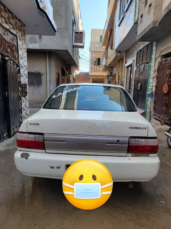 Toyota Corolla XE 2000 2